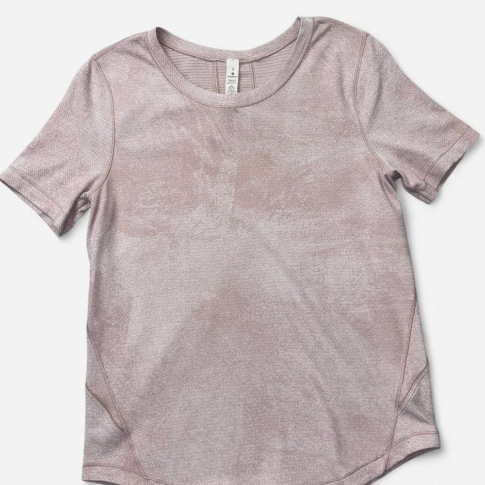 Lululemon mauve/pink swiftly tee Size 2. 0106